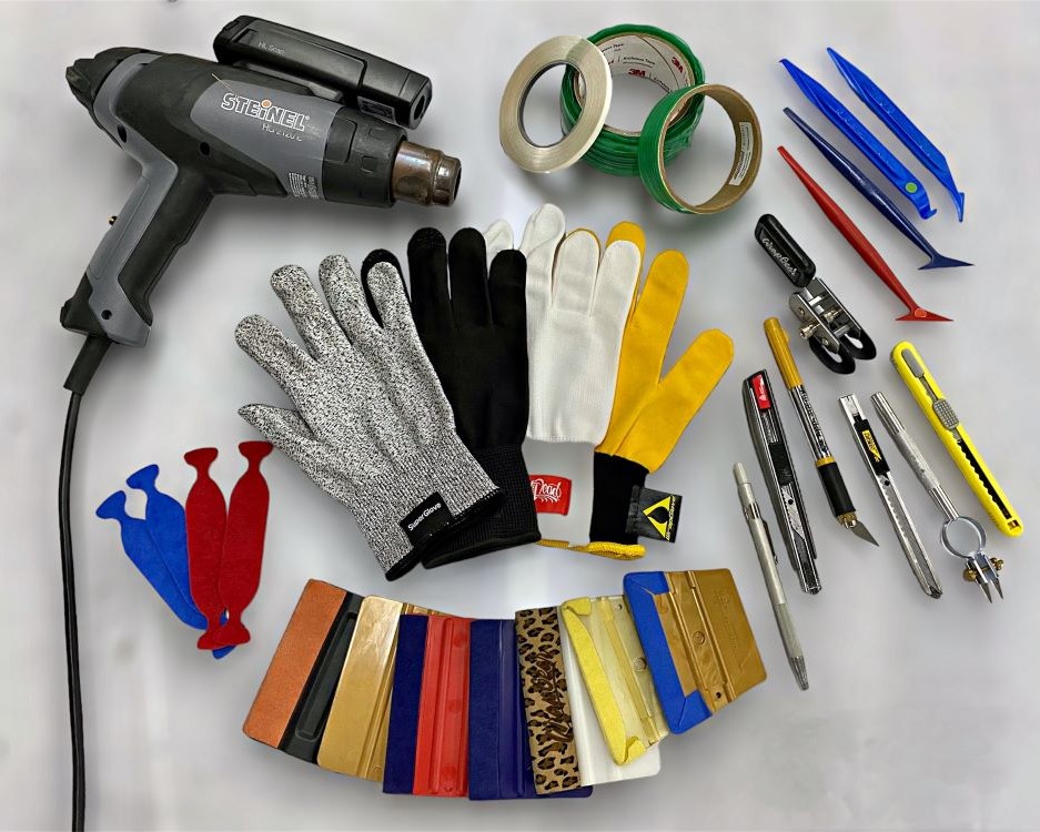 Overzichtsfoto van carwrap tools tijdens Appcademy carwrap cursus