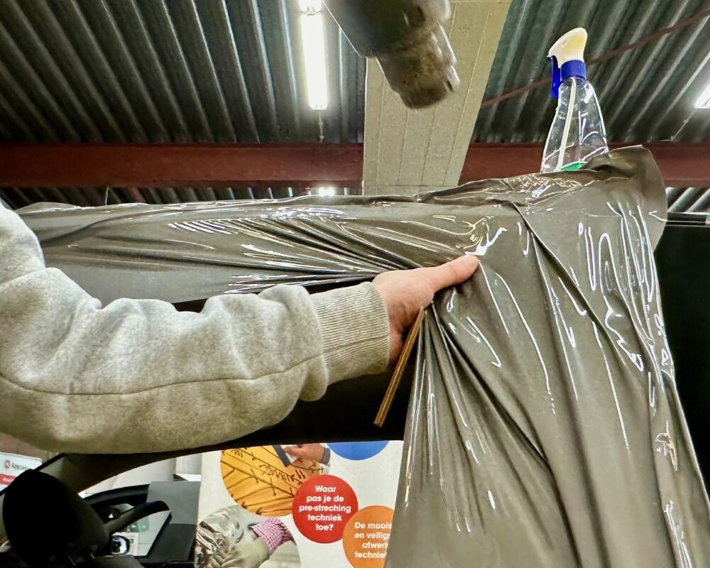 De Carwrap Masterclass behandeld uitdagende ondergronden waarbij meerdere technieken samen komen